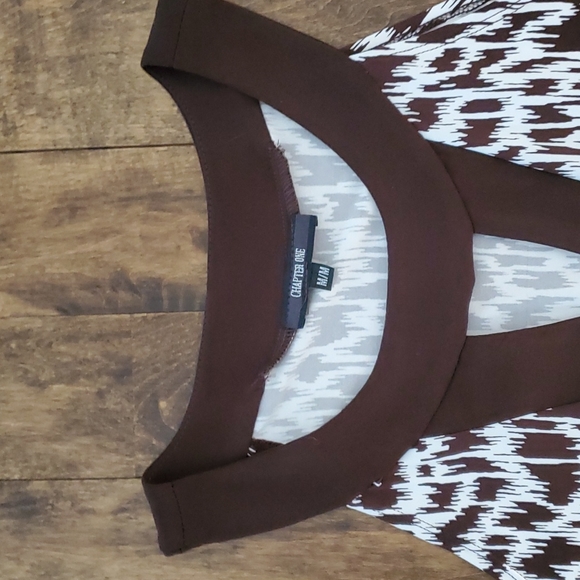 Skirt Set M Chapter One - Picture 4 of 5